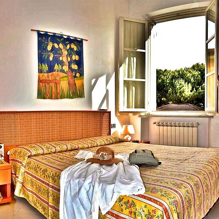 Hotel Villa Fiorisella Marina di Massa Εξωτερικό φωτογραφία