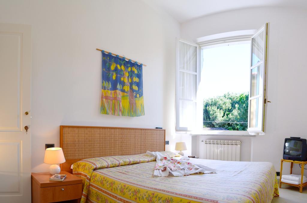 Hotel Villa Fiorisella Marina di Massa Δωμάτιο φωτογραφία