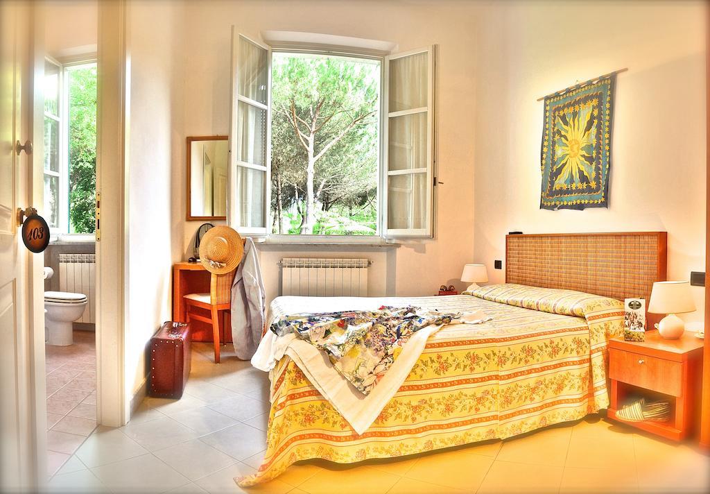 Hotel Villa Fiorisella Marina di Massa Δωμάτιο φωτογραφία