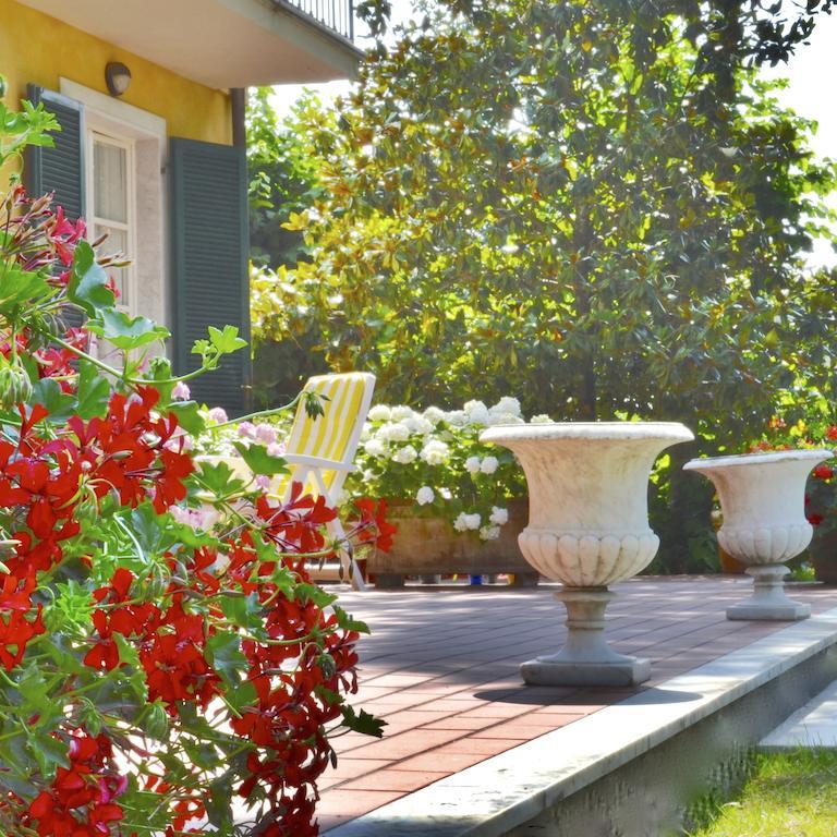 Hotel Villa Fiorisella Marina di Massa Εξωτερικό φωτογραφία