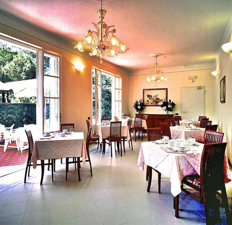 Hotel Villa Fiorisella Marina di Massa Εξωτερικό φωτογραφία