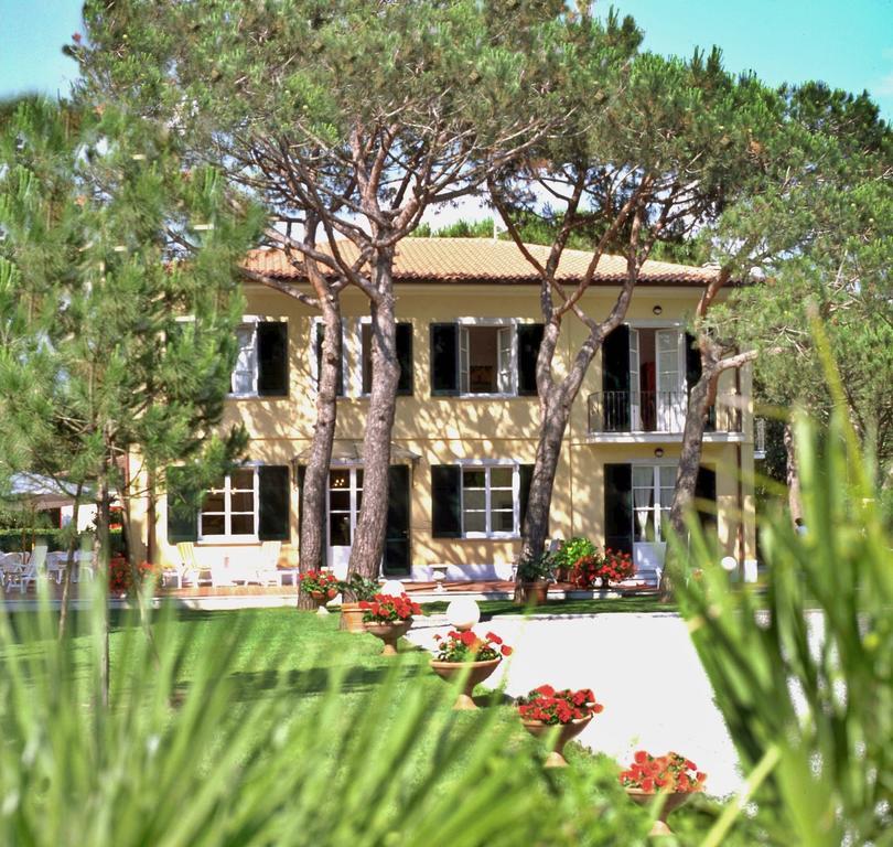 Hotel Villa Fiorisella Marina di Massa Εξωτερικό φωτογραφία