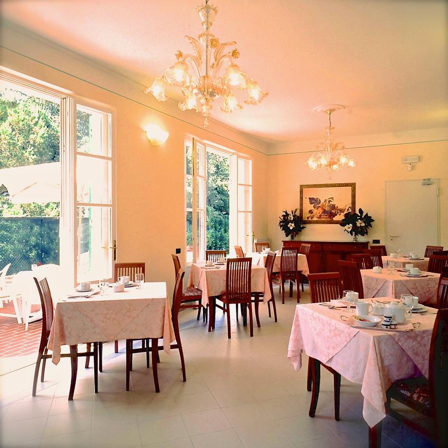 Hotel Villa Fiorisella Marina di Massa Εξωτερικό φωτογραφία